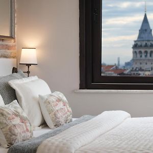 The Pera Hotel